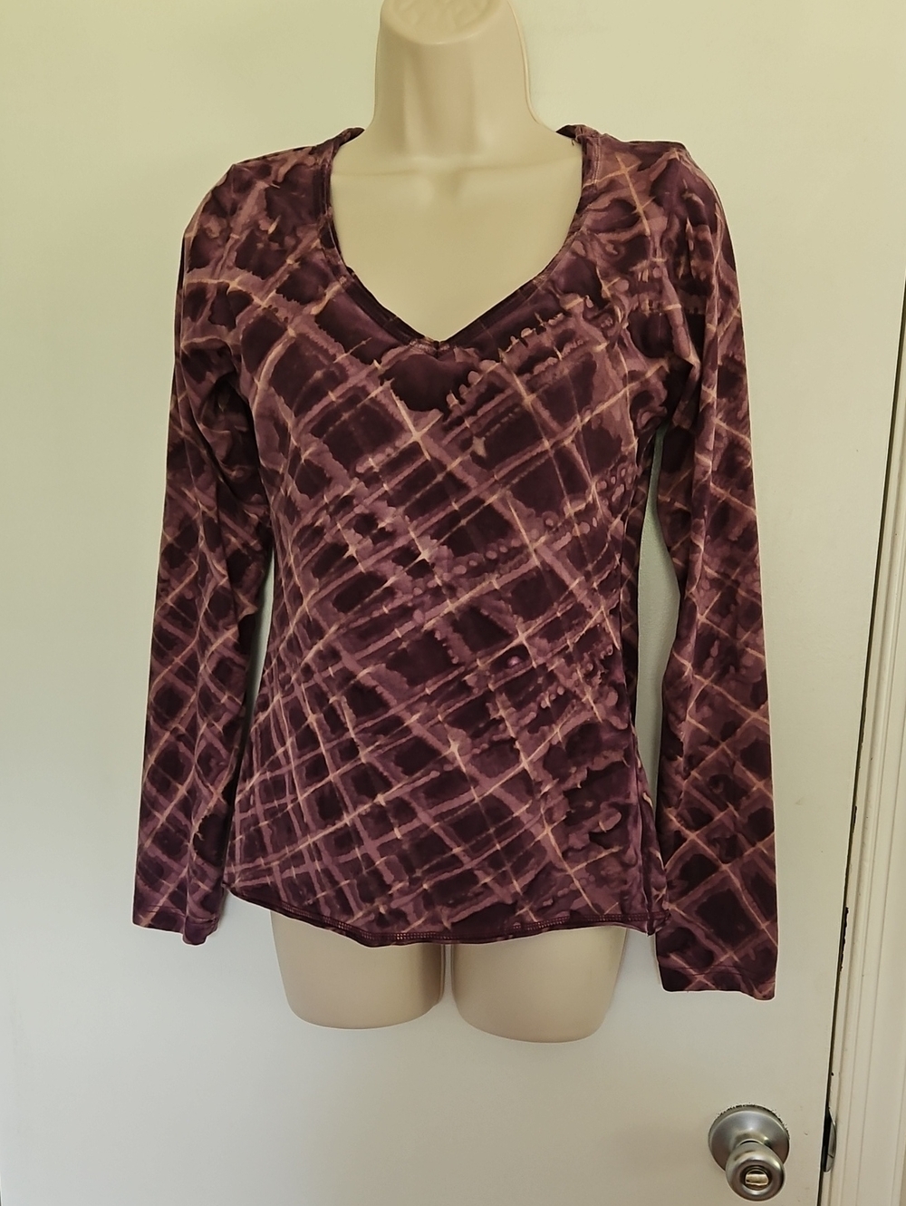 Ojai Yoga V Tie Dye Grid Pattern Top Size M